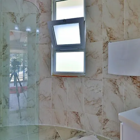 Islamlar Village 5 Bedroom Калкан