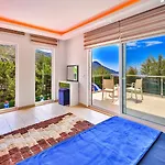 Islamlar Village 5 Bedroom Villa *